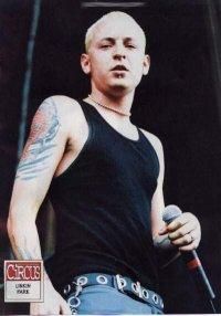 Chester Bennington - crawlin - Chester Bennington