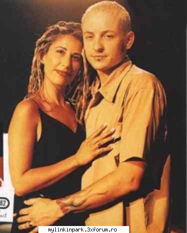 Samanta, fosta sotie - crawlin - Chester Bennington